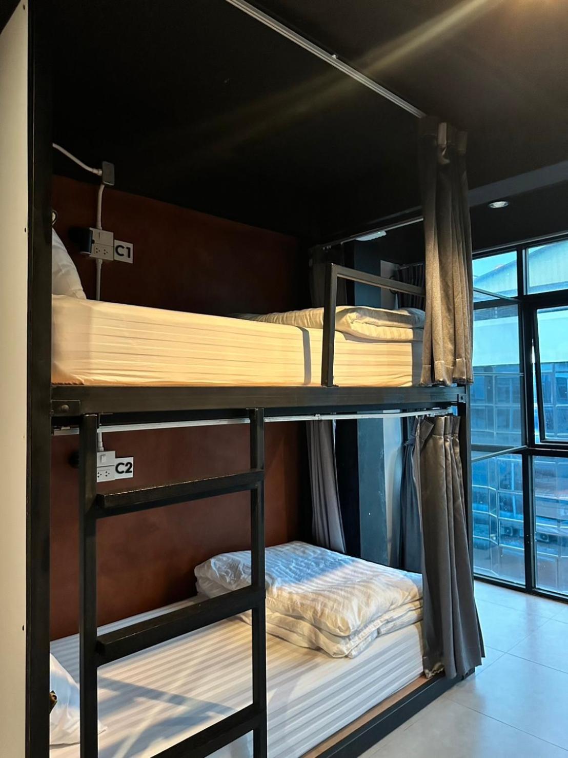 New Warm Light Hostel Chiang Mai Exterior foto